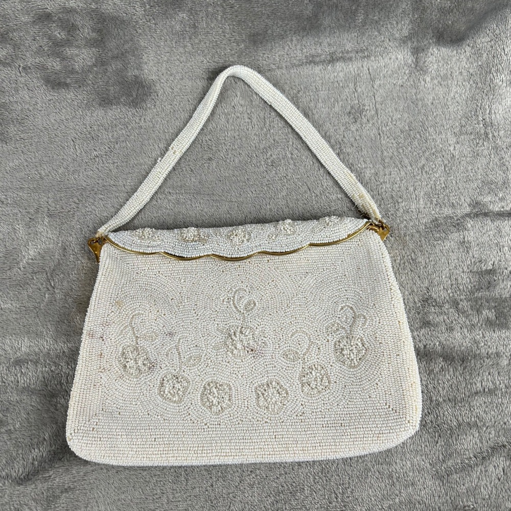 Vintage Hand Made in France Beaded Evening Bag White Floral Clutch Coin Purse‎